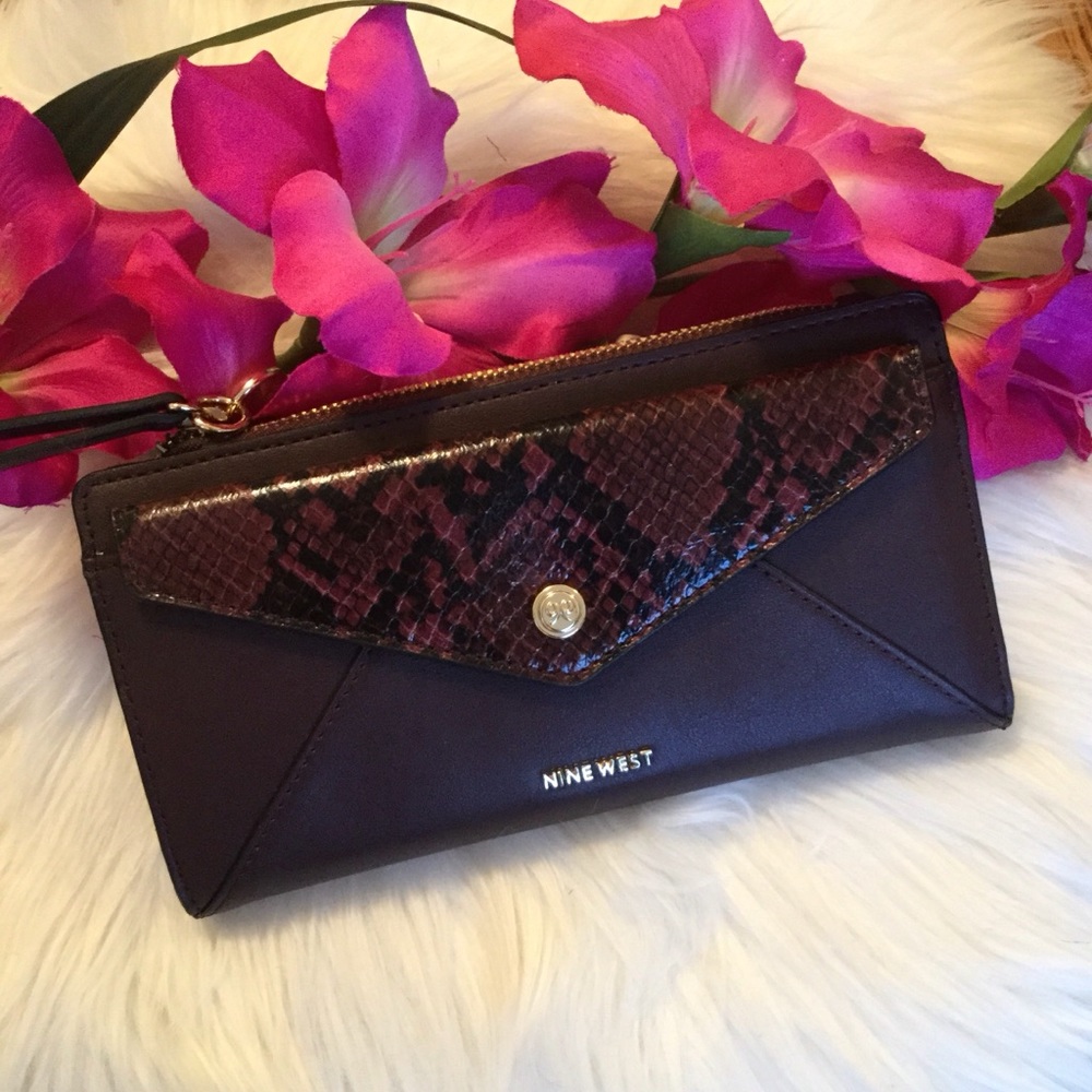 Nine West brand new wallet